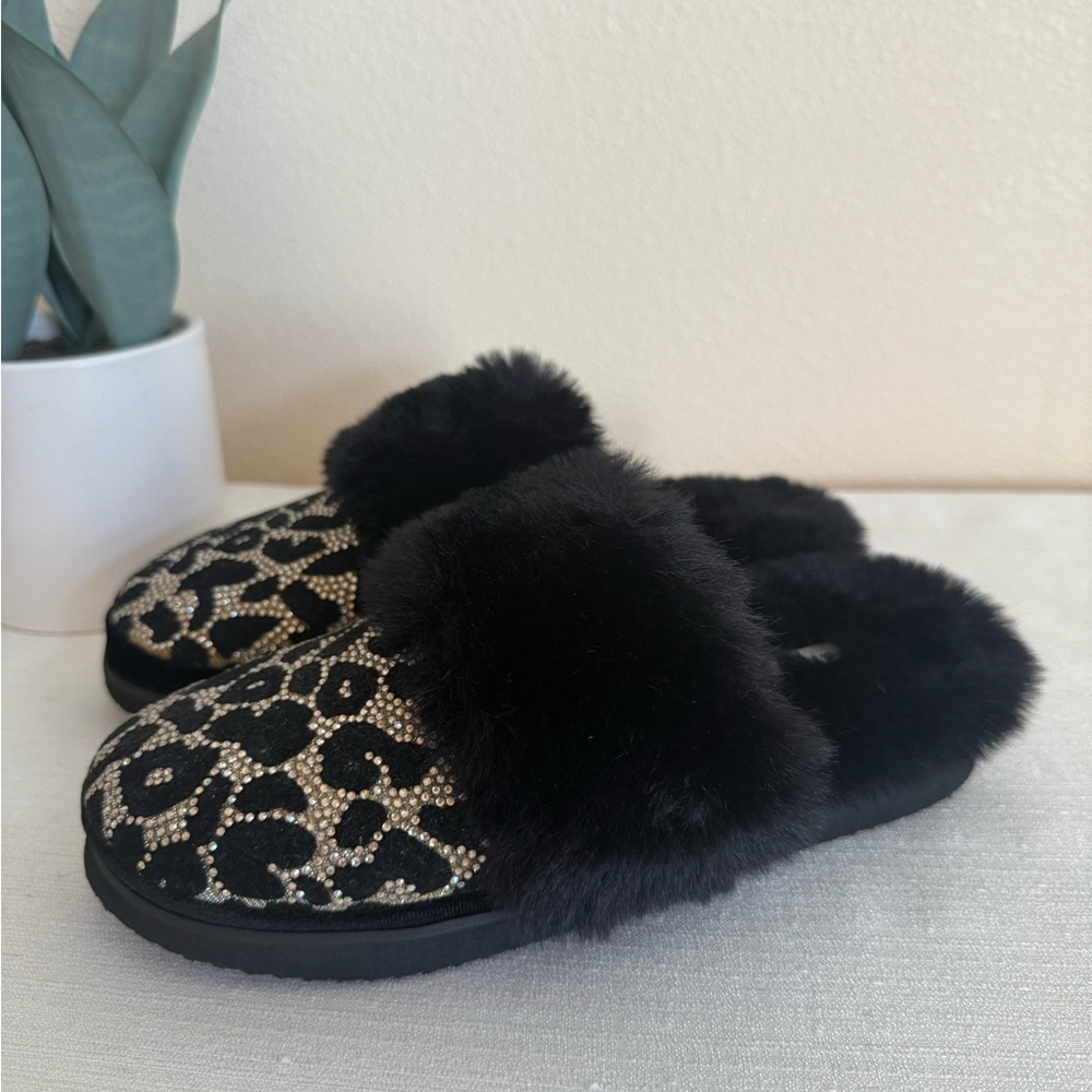 Gianni Bini Black Faux Fur & Rhinestone Leopard Slip-On Slippers